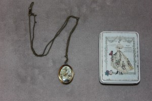 Pendant watch and box from the Pajala Market